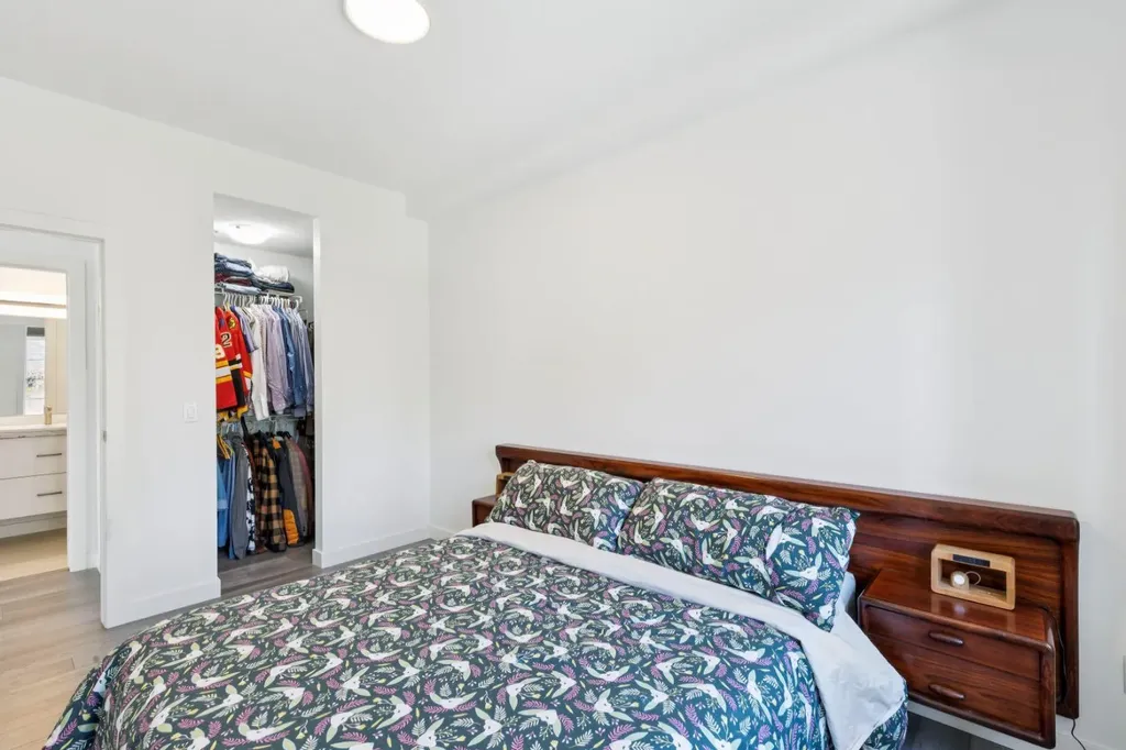 1000 15 Avenue SW Calgary AB T2R 0S6
