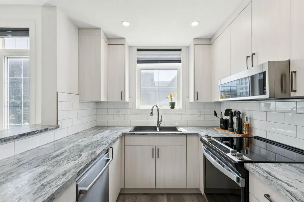 1000 15 Avenue SW Calgary AB T2R 0S6