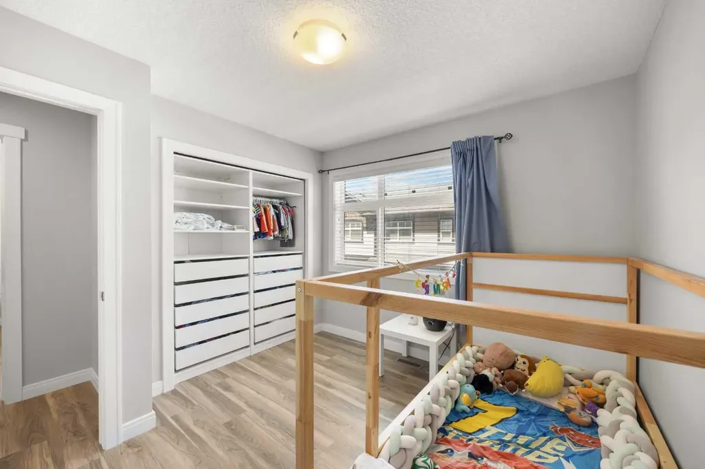 309 Wentworth Row SW Calgary AB T3H 1W7