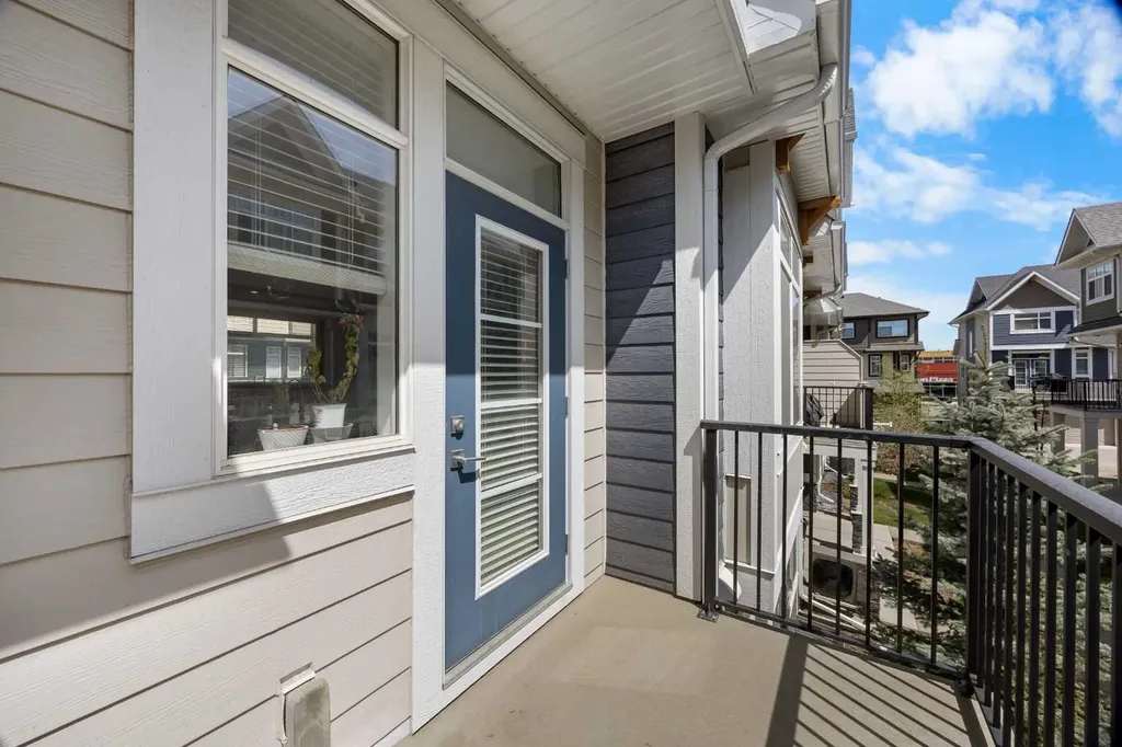 309 Wentworth Row SW Calgary AB T3H 1W7