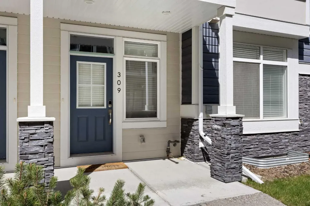 309 Wentworth Row SW Calgary AB T3H 1W7