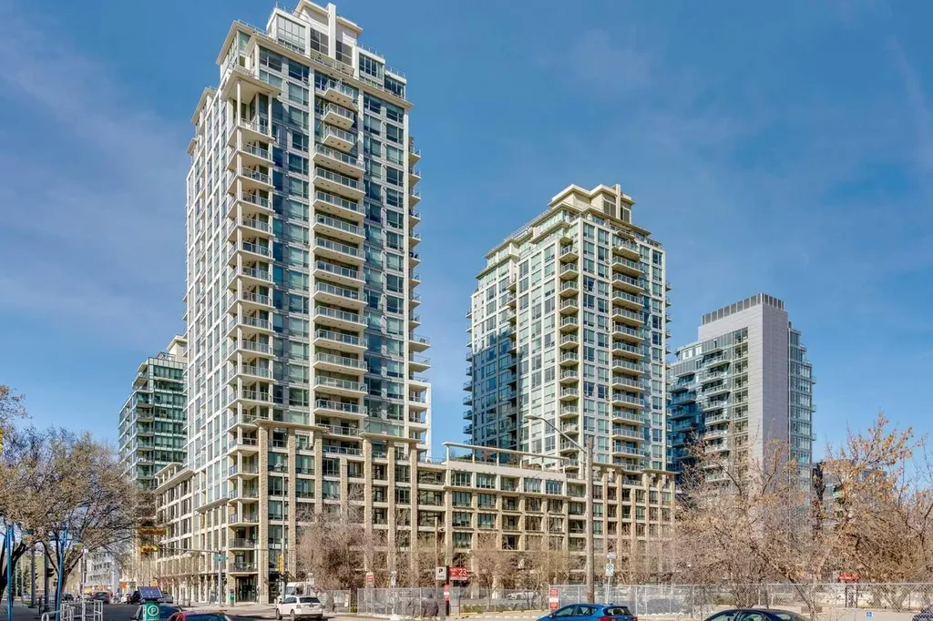 222 Riverfront Avenue SW Calgary AB T2P 0W3