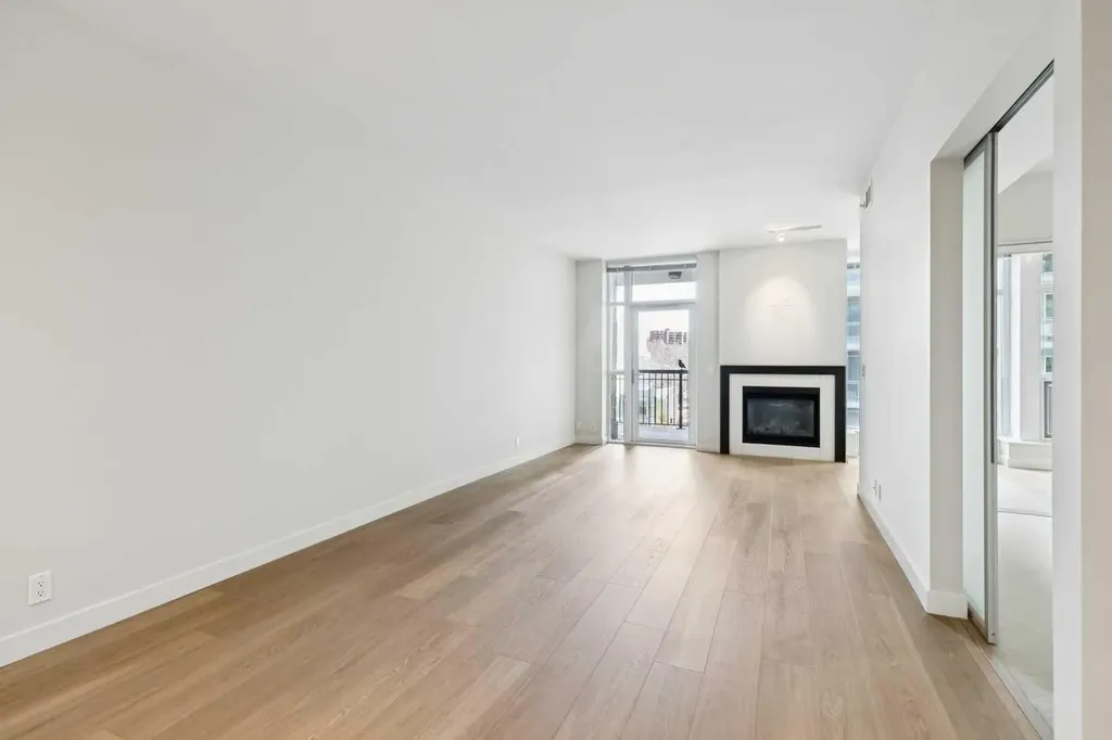 222 Riverfront Avenue SW Calgary AB T2P 0W3