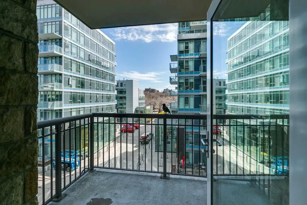 222 Riverfront Avenue SW Calgary AB T2P 0W3