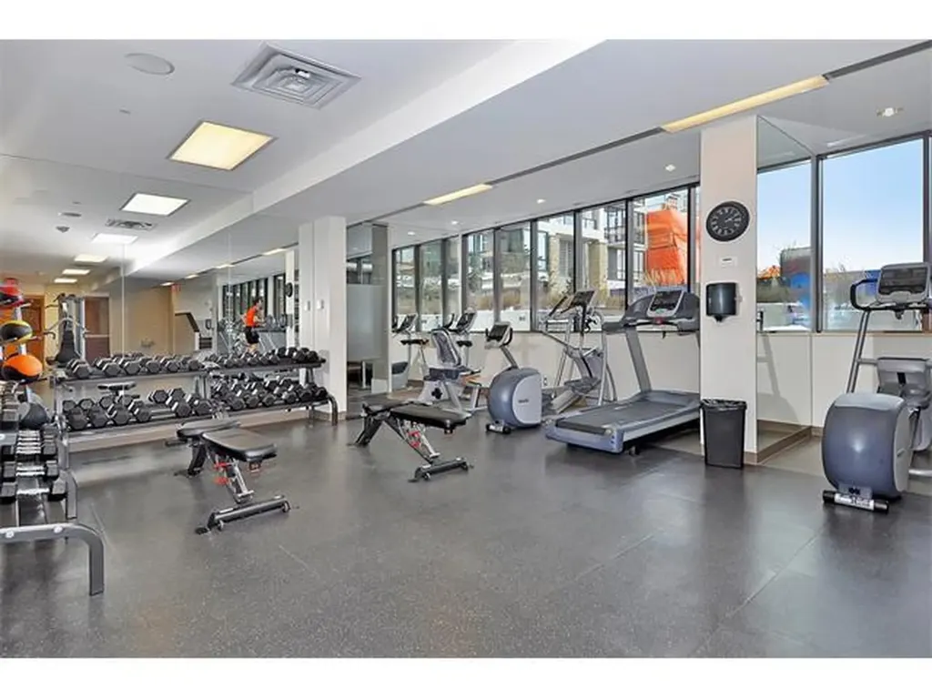 222 Riverfront Avenue SW Calgary AB T2P 0W3