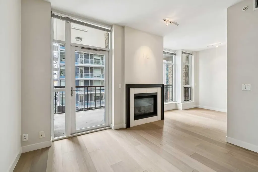 222 Riverfront Avenue SW Calgary AB T2P 0W3