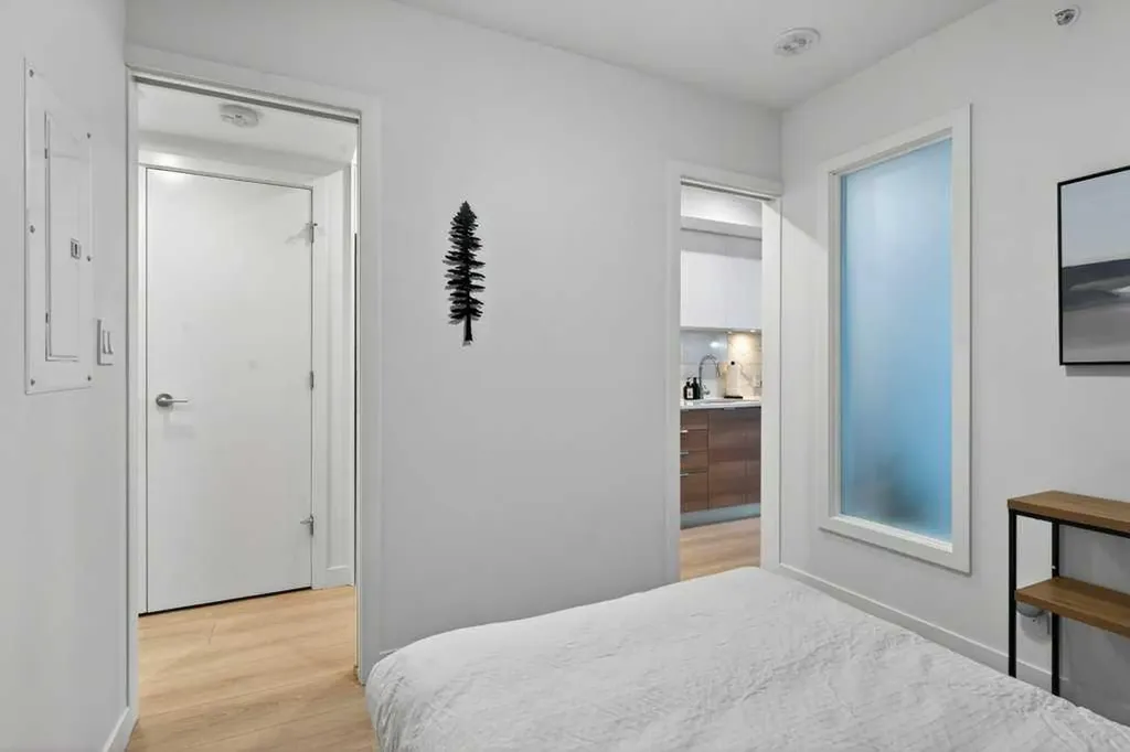 108 Waterfront Court SW Calgary AB T2P 1K7