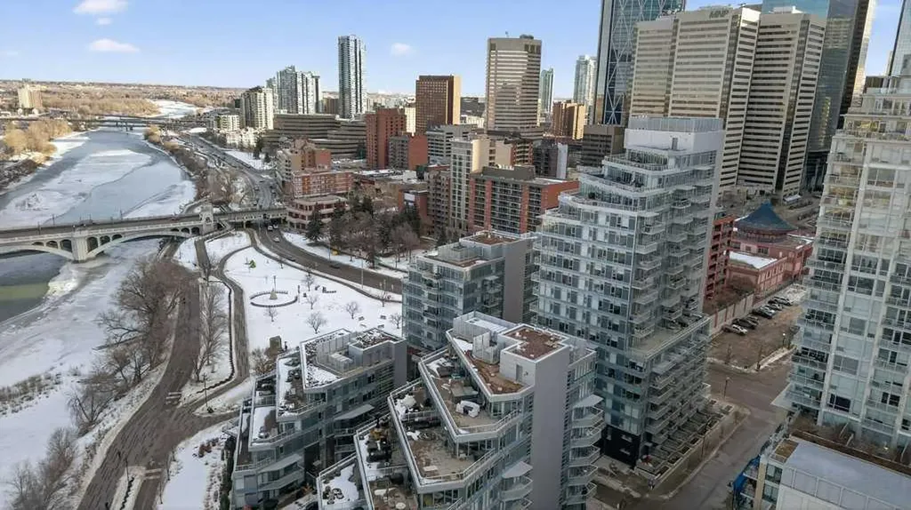 108 Waterfront Court SW Calgary AB T2P 1K7