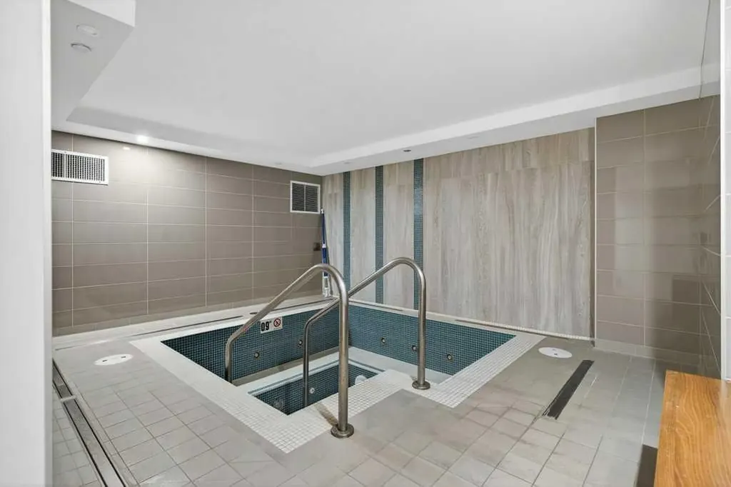108 Waterfront Court SW Calgary AB T2P 1K7