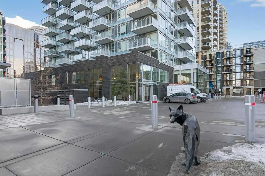 108 Waterfront Court SW Calgary AB T2P 1K7
