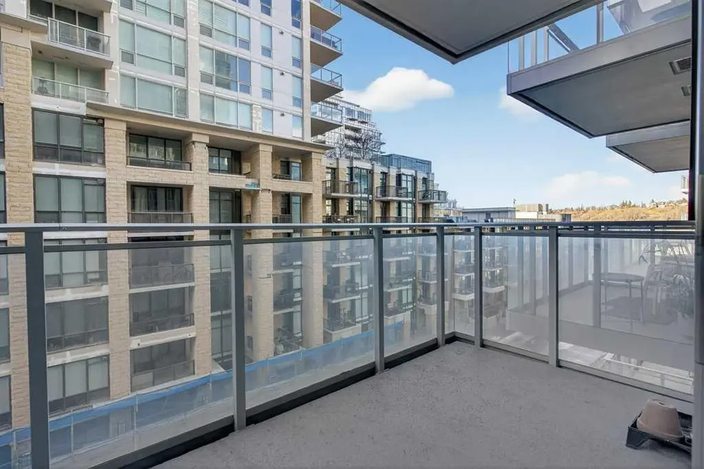 108 Waterfront Court SW Calgary AB T2P 1K7