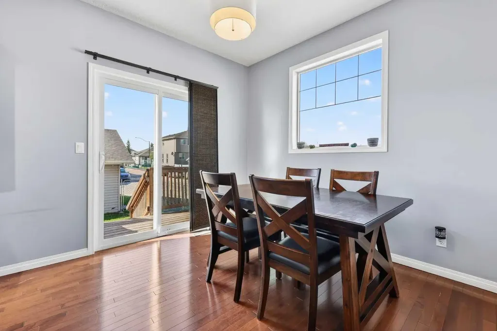 209 Sandford Place NW Langdon AB T0J 1X2