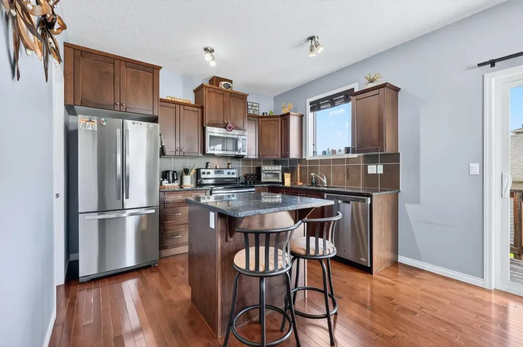 209 Sandford Place NW Langdon AB T0J 1X2