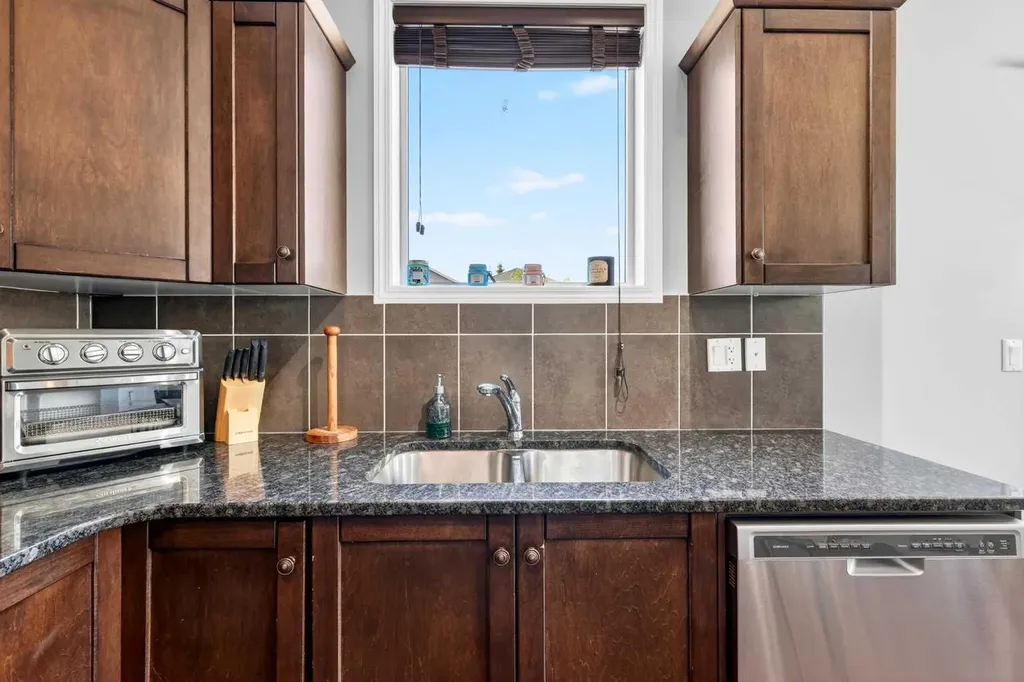 209 Sandford Place NW Langdon AB T0J 1X2