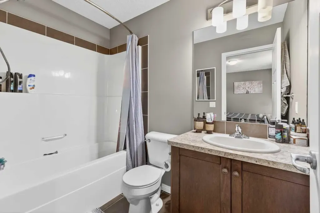209 Sandford Place NW Langdon AB T0J 1X2