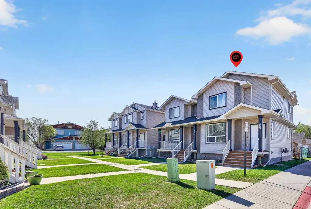 209 Sandford Place NW Langdon AB T0J 1X2