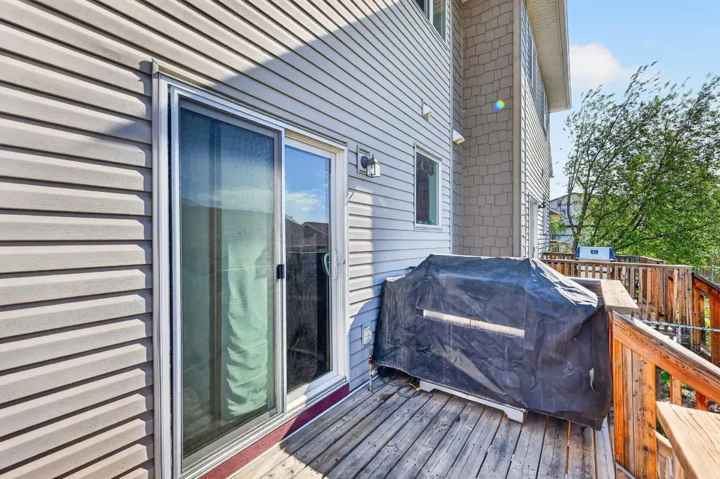 209 Sandford Place NW Langdon AB T0J 1X2