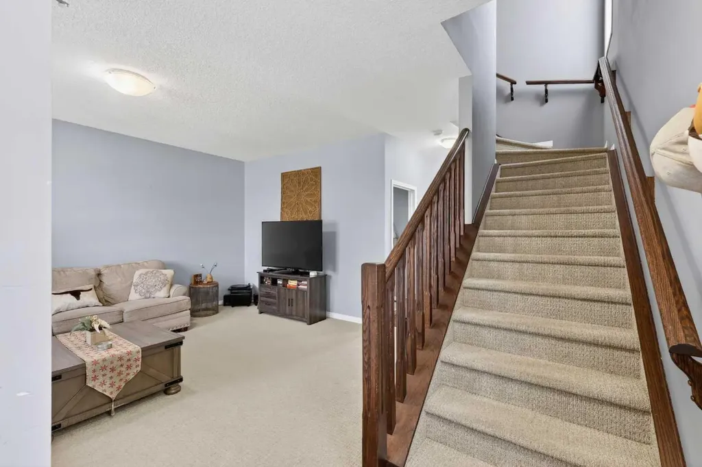 209 Sandford Place NW Langdon AB T0J 1X2