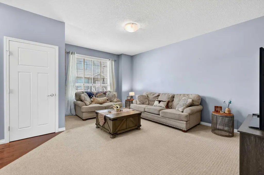 209 Sandford Place NW Langdon AB T0J 1X2