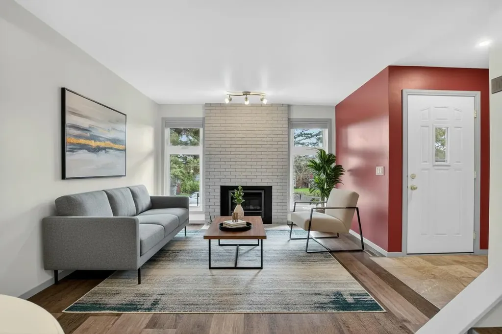 23 Bermuda Place NW Calgary AB T3K 1H4