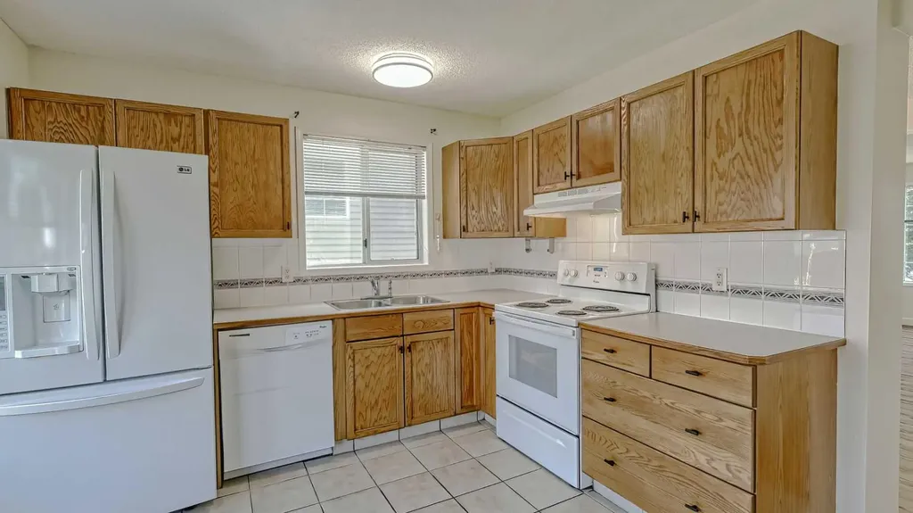 157 Harvest Gold Heights NE Calgary AB T3K 4H2