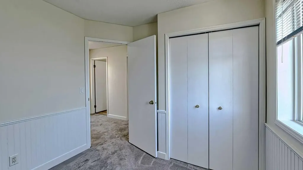 157 Harvest Gold Heights NE Calgary AB T3K 4H2