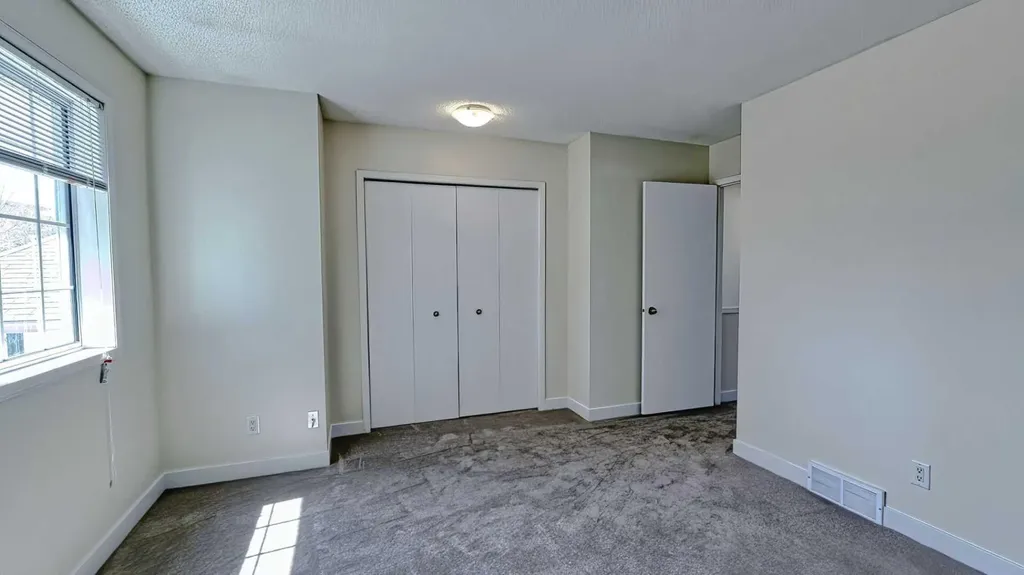 157 Harvest Gold Heights NE Calgary AB T3K 4H2
