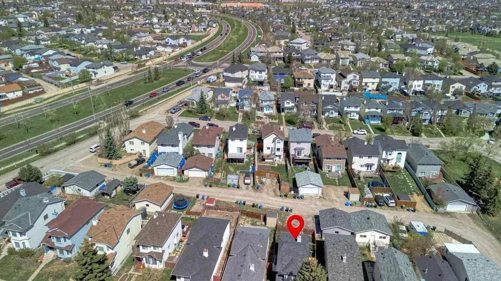 157 Harvest Gold Heights NE Calgary AB T3K 4H2