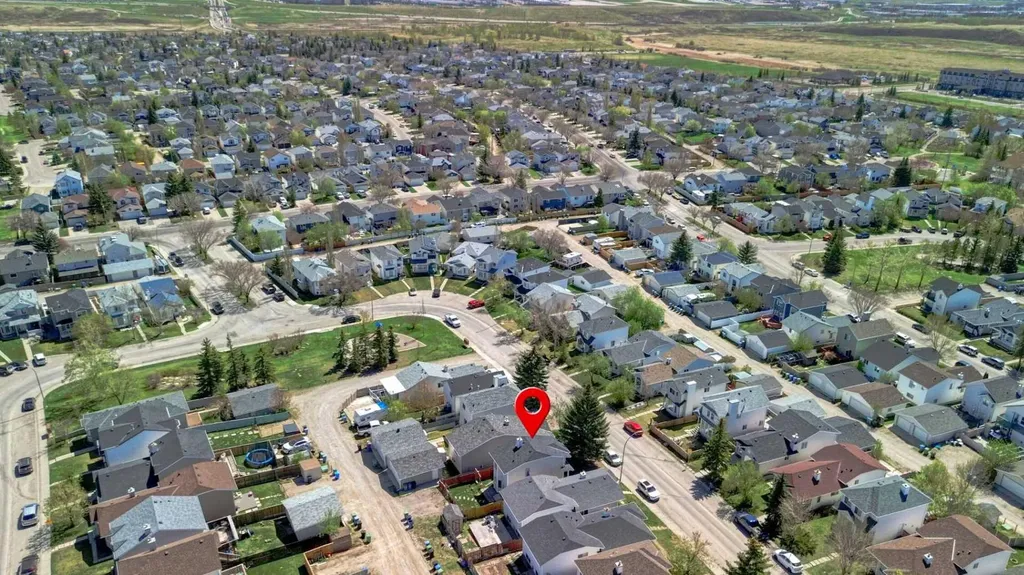 157 Harvest Gold Heights NE Calgary AB T3K 4H2