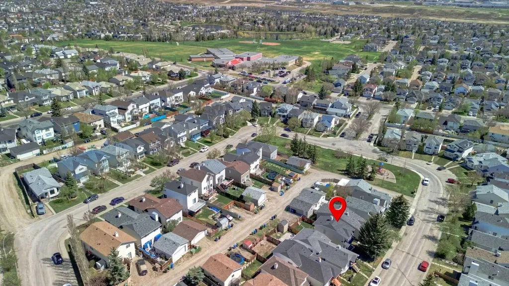 157 Harvest Gold Heights NE Calgary AB T3K 4H2