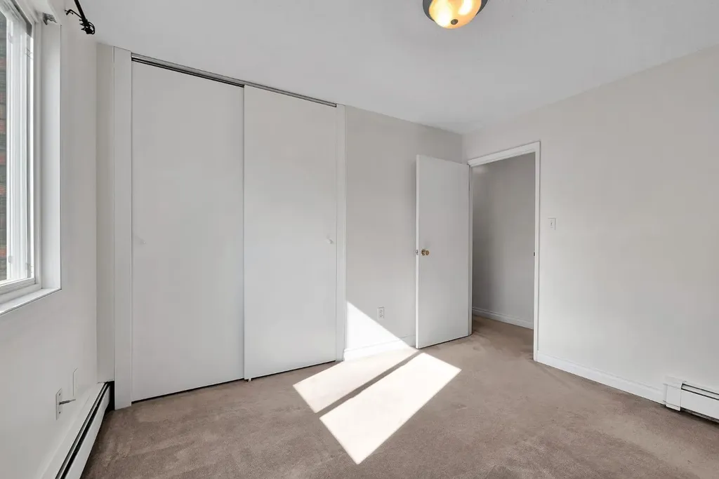 11620 Elbow Drive SW Calgary AB T2W 3L6