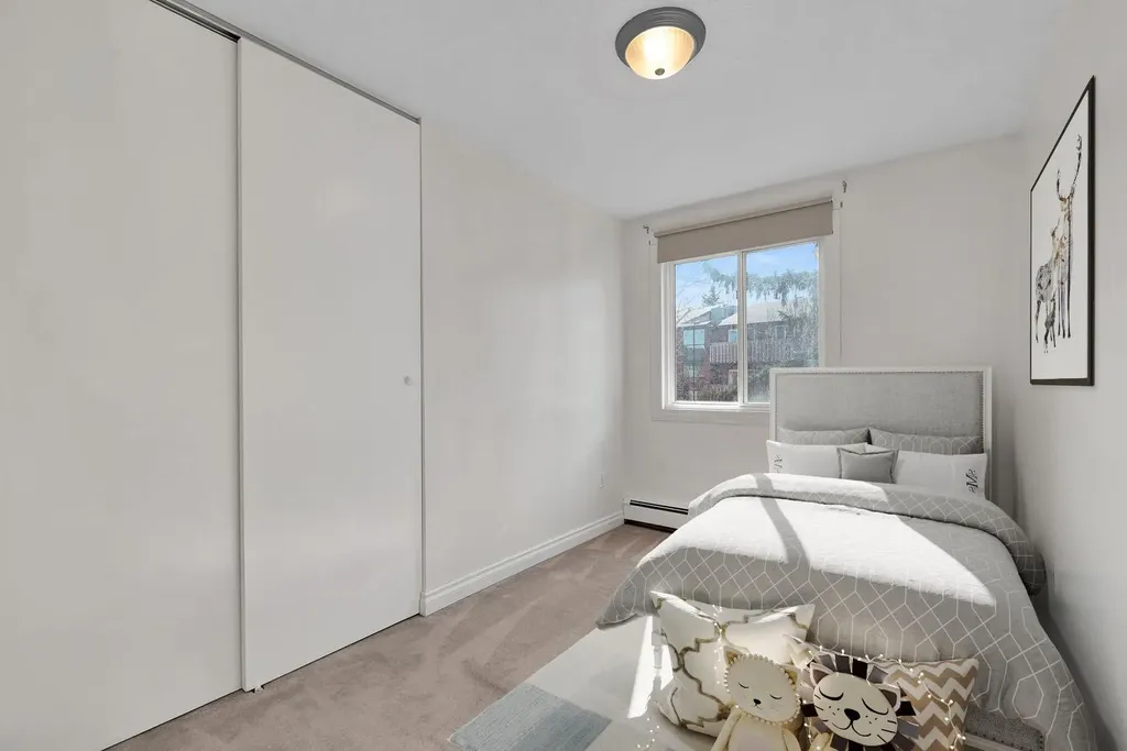 11620 Elbow Drive SW Calgary AB T2W 3L6