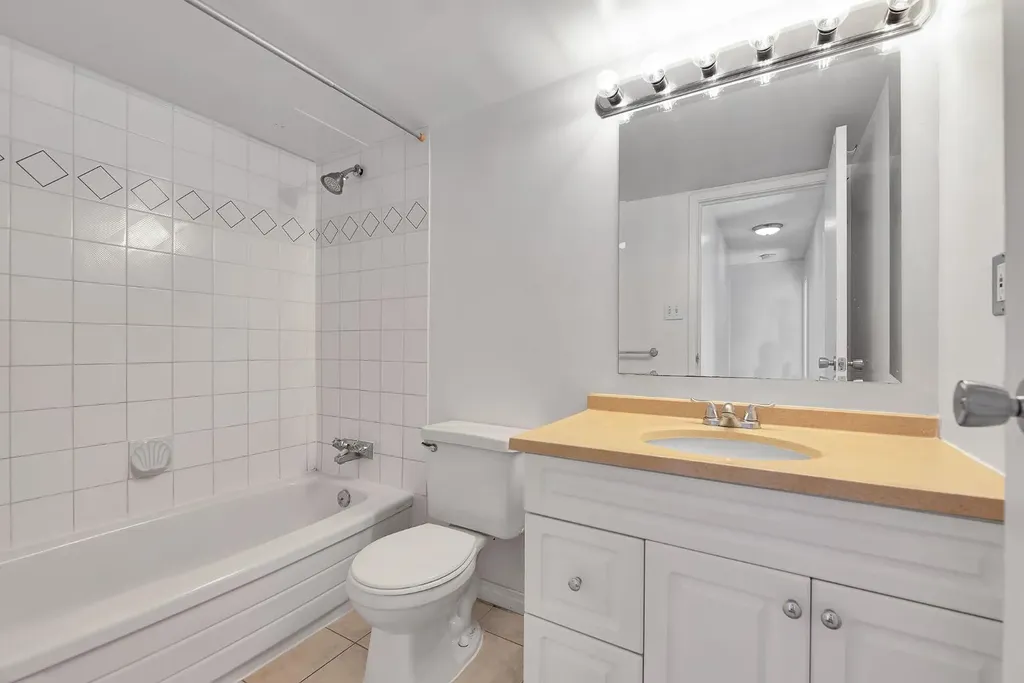 11620 Elbow Drive SW Calgary AB T2W 3L6