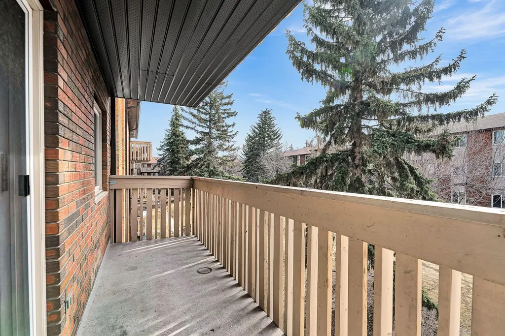 11620 Elbow Drive SW Calgary AB T2W 3L6