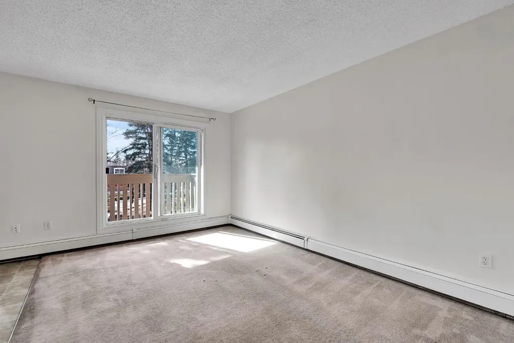 11620 Elbow Drive SW Calgary AB T2W 3L6