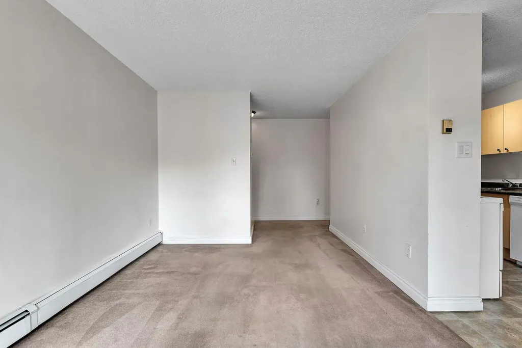 11620 Elbow Drive SW Calgary AB T2W 3L6