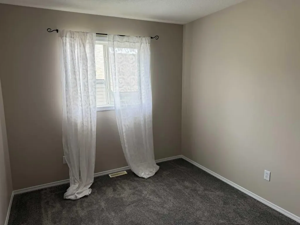 171 Pinnacle Way Grande Prairie AB T8W 2S9