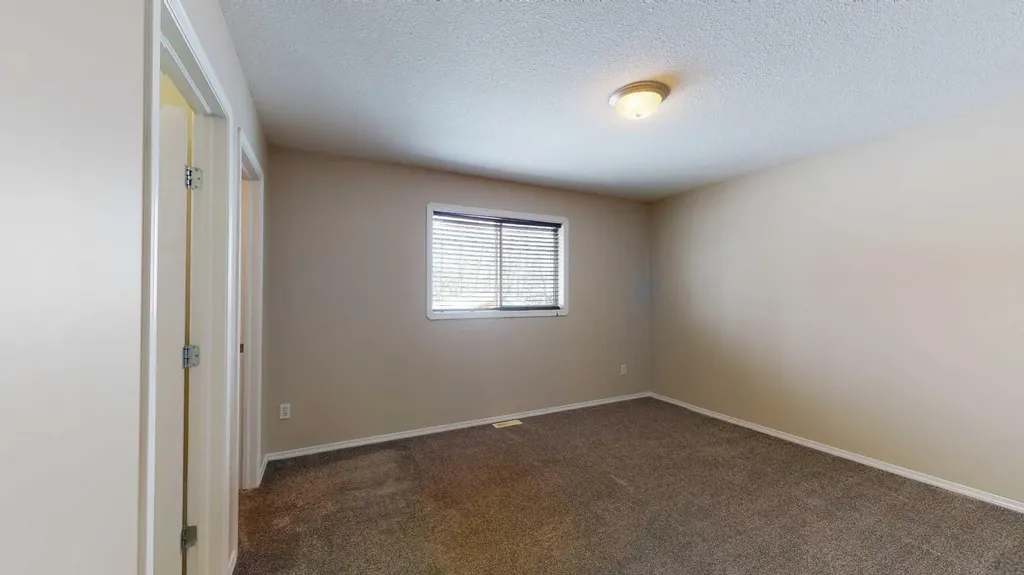 171 Pinnacle Way Grande Prairie AB T8W 2S9