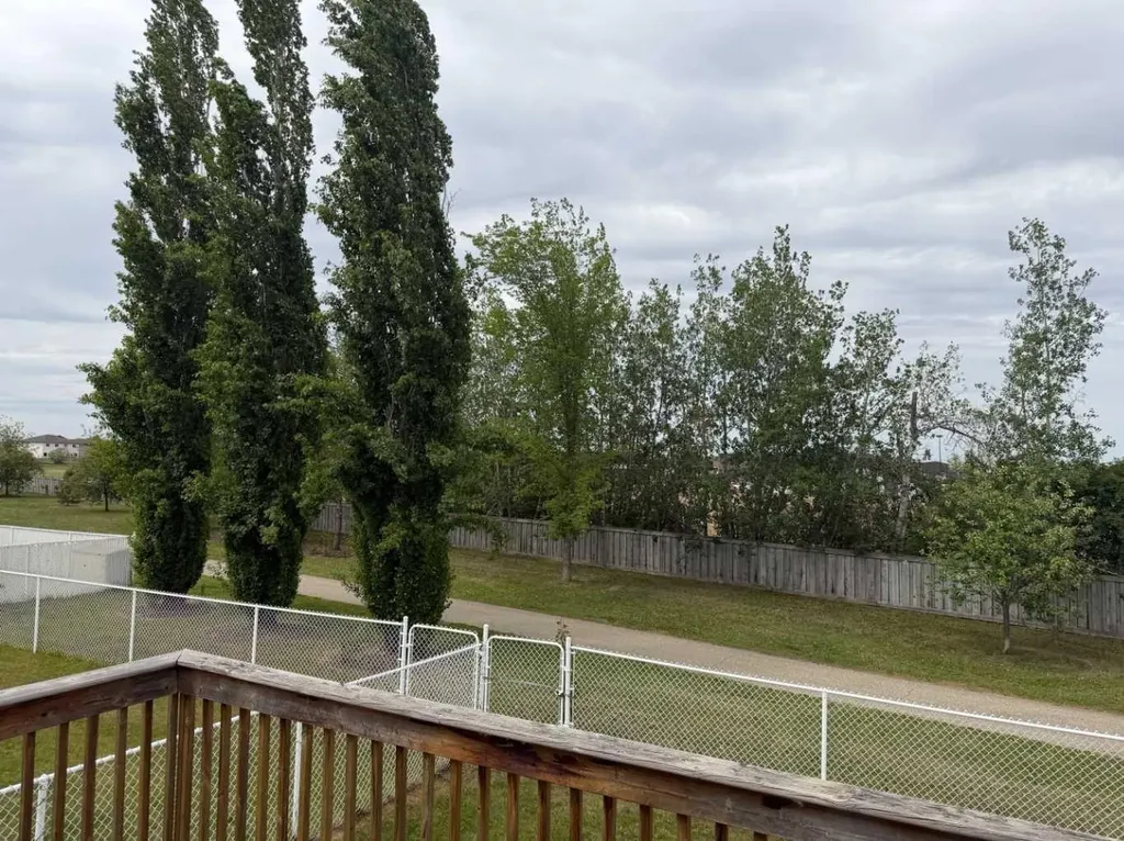 171 Pinnacle Way Grande Prairie AB T8W 2S9