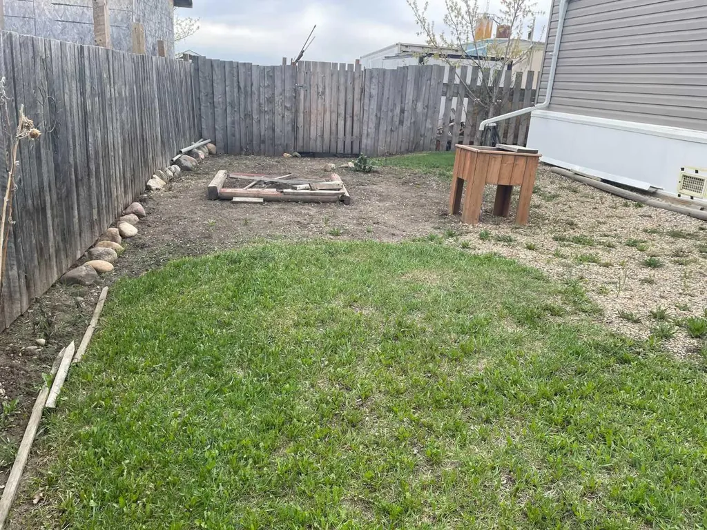 10305 101 Street Fairview AB T0H 1L0