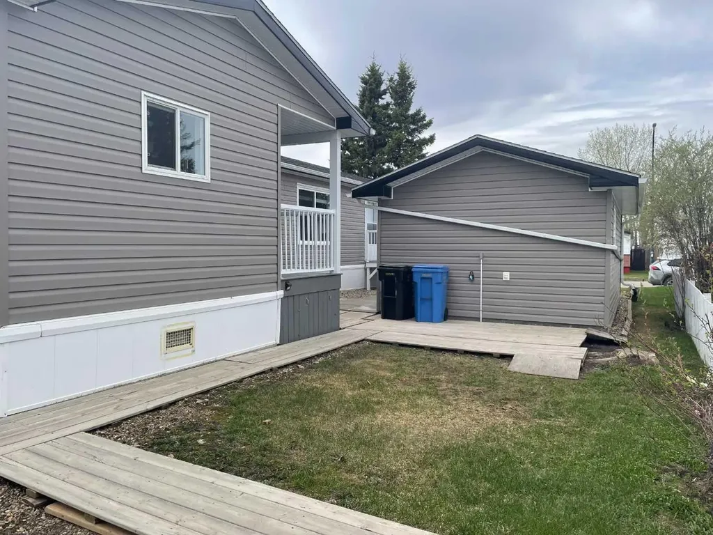 10305 101 Street Fairview AB T0H 1L0