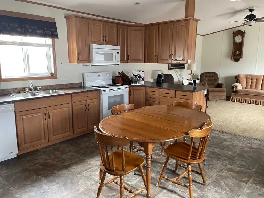 10305 101 Street Fairview AB T0H 1L0