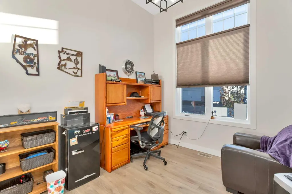 11 Vireo Avenue Olds AB T4H 0G2