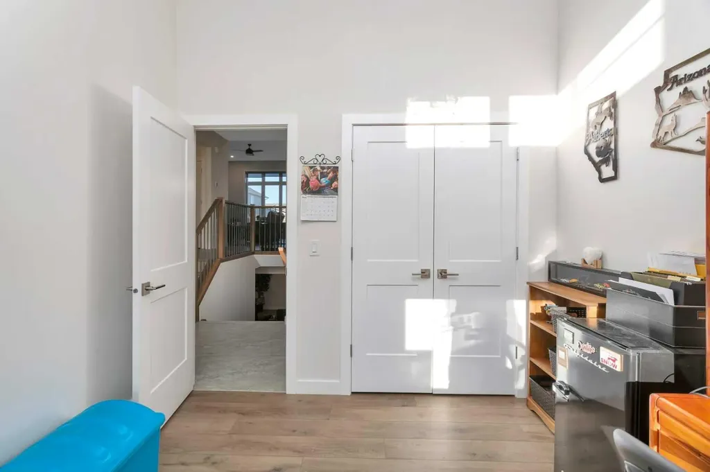 11 Vireo Avenue Olds AB T4H 0G2