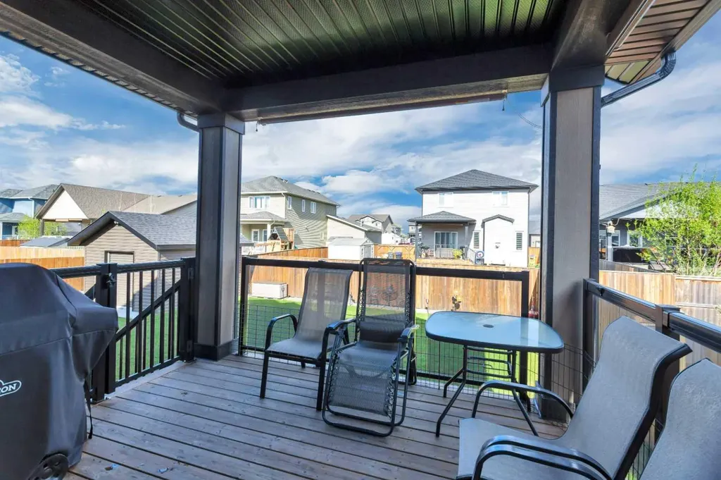 11 Vireo Avenue Olds AB T4H 0G2