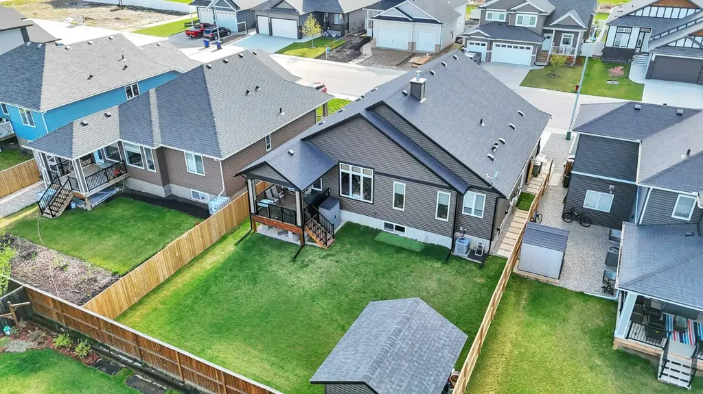 11 Vireo Avenue Olds AB T4H 0G2