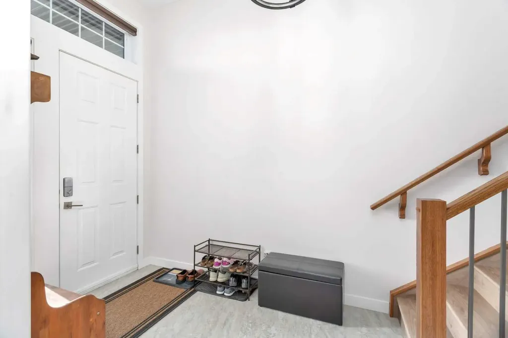 11 Vireo Avenue Olds AB T4H 0G2