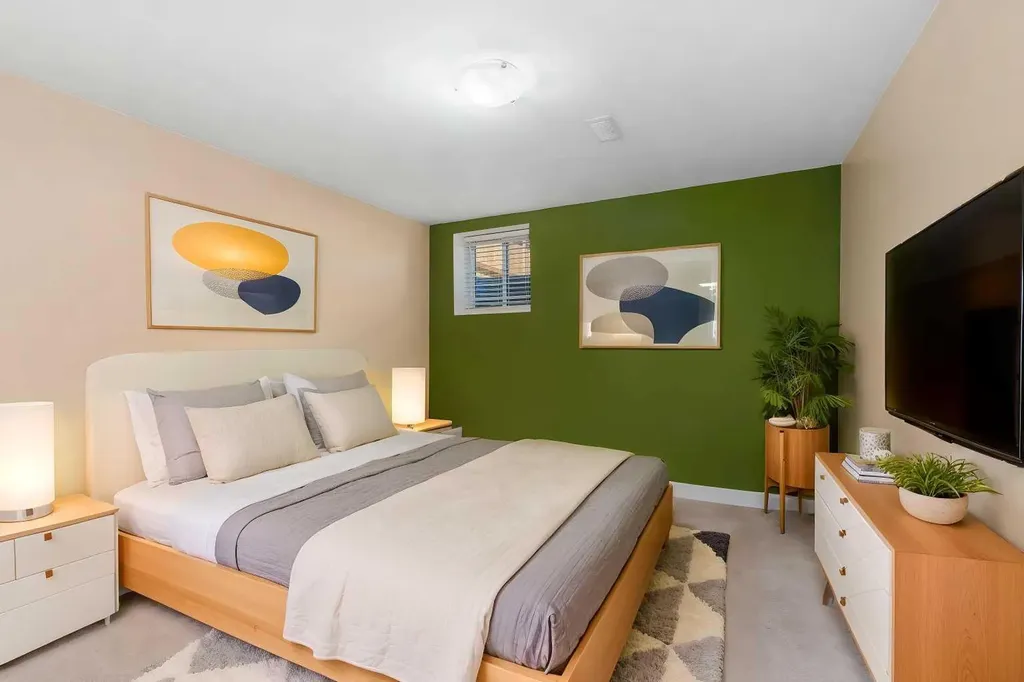 630 69 Avenue SW Calgary AB T2V 0N9