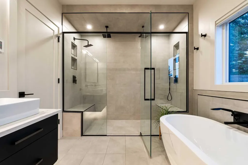 5420 La Salle Crescent SW Calgary AB T3E 5Y5