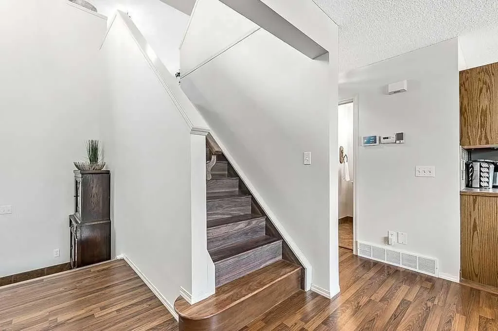 105 Cimarron Park Circle Okotoks AB T1S 2H5